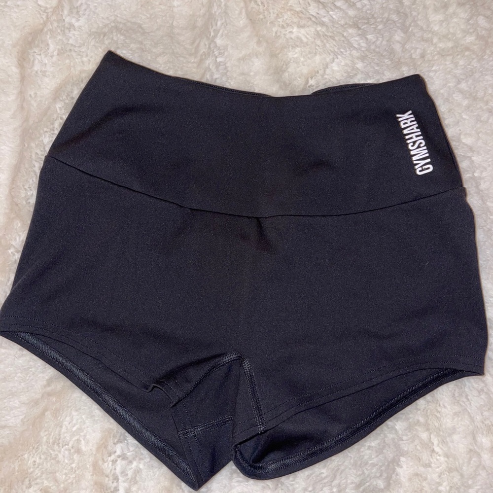 Short shorts